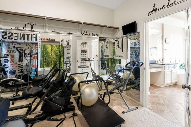 2415 Hendricks Lakes Drive, Spring, TX 77388