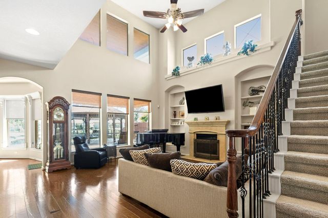 2415 Hendricks Lakes Drive, Spring, TX 77388