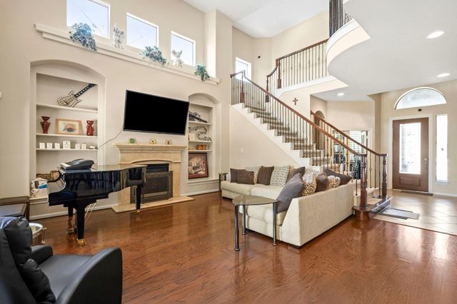 2415 Hendricks Lakes Drive, Spring, TX 77388