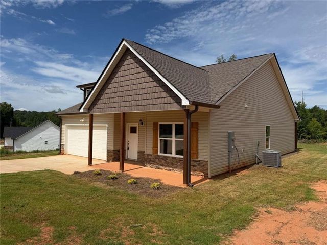 771 Dortch Road, Eastanollee, GA 30538