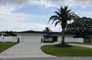 10736 Locust Street, Palm Beach Gardens, FL 33418