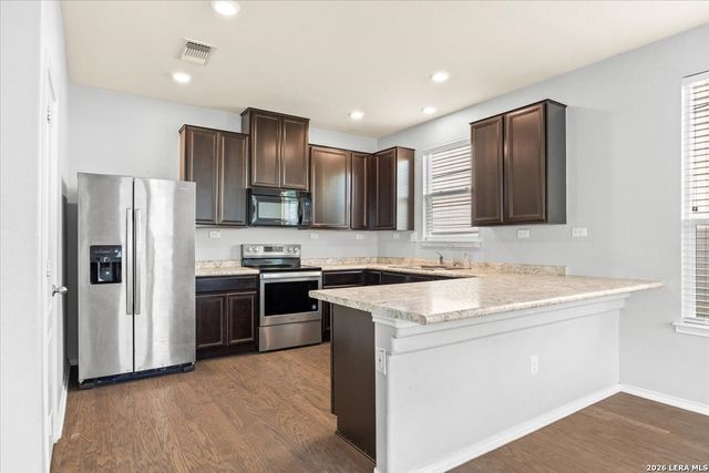 9630 Pleasanton Pl, San Antonio, TX 78221