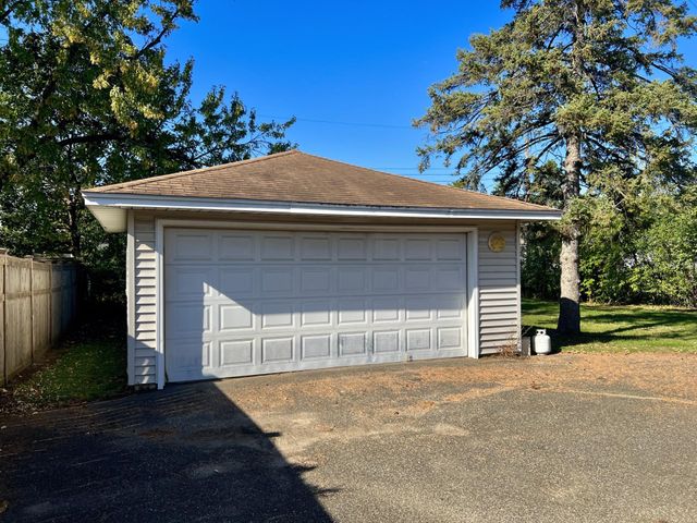 8212 Emerson Avenue S, Bloomington, MN 55420