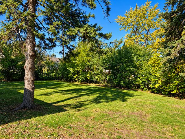 8212 Emerson Avenue S, Bloomington, MN 55420