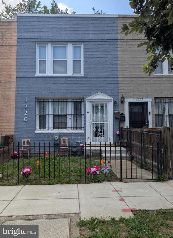 1220 16TH ST NE, Washington, DC 20002