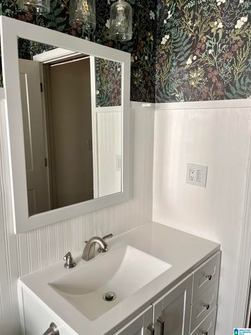 1571 DRUID HILL DRIVE, Birmingham, AL 35234