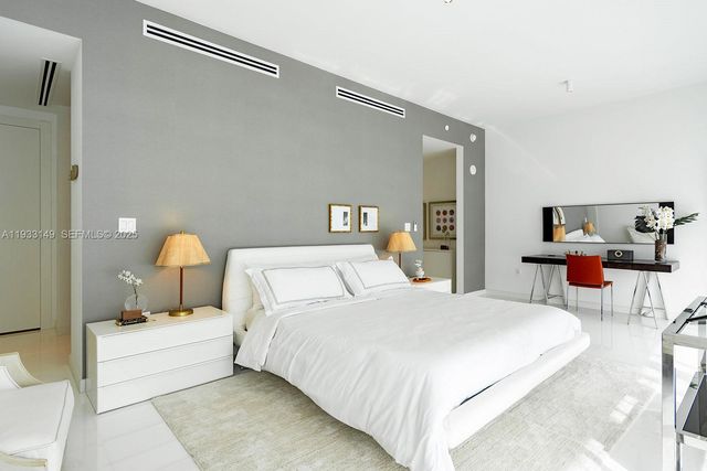 300 Biscayne Boulevard Way 1901, Miami, FL 33131