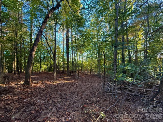 2800 Snipes Street 3, Morganton, NC 28655