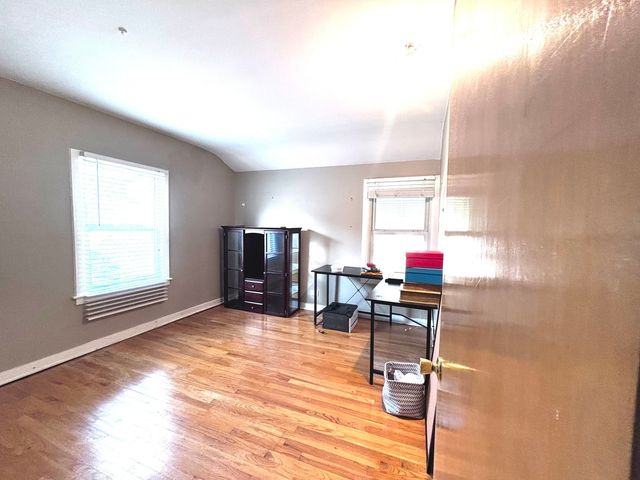 814 Norfolk Avenue, Westchester, IL 60154