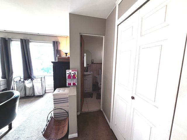 814 Norfolk Avenue, Westchester, IL 60154