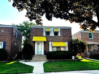 814 Norfolk Avenue, Westchester, IL 60154
