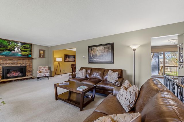 3219 Flag Avenue N, New Hope, MN 55427