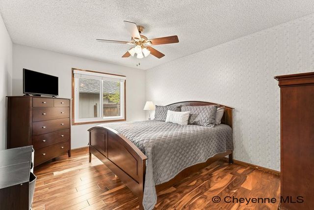 5441 HYNDS BLVD, Cheyenne, WY 82009