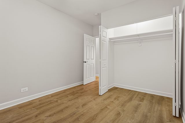 1702 W Juneway Terrace 2C, Chicago, IL 60626