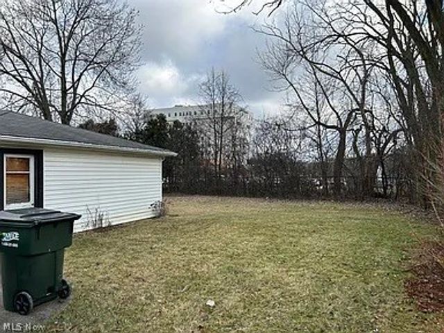 4133 Eastwood Lane, Warrensville Heights, OH 44122