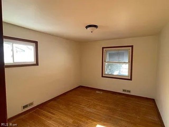 4133 Eastwood Lane, Warrensville Heights, OH 44122