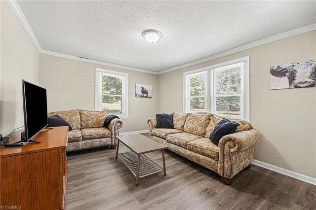 2357 Arnold Road, Lexington, NC 27295