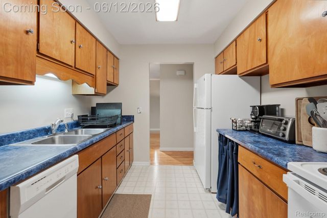 1061 Western Drive, Ann Arbor, MI 48103