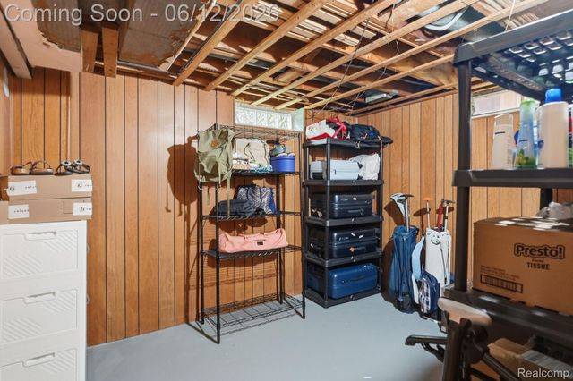1061 Western Drive, Ann Arbor, MI 48103