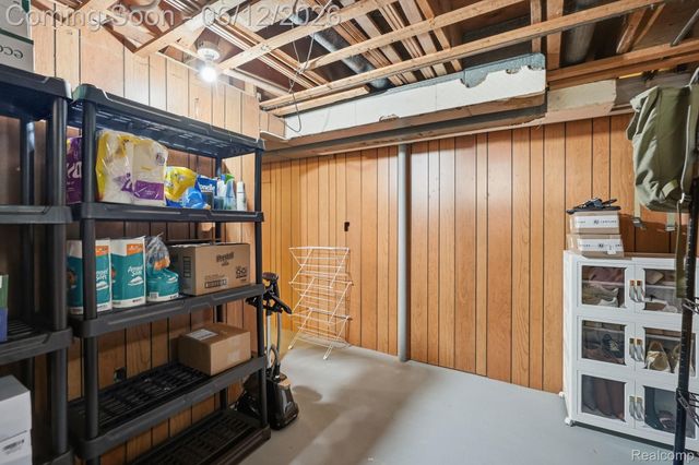 1061 Western Drive, Ann Arbor, MI 48103