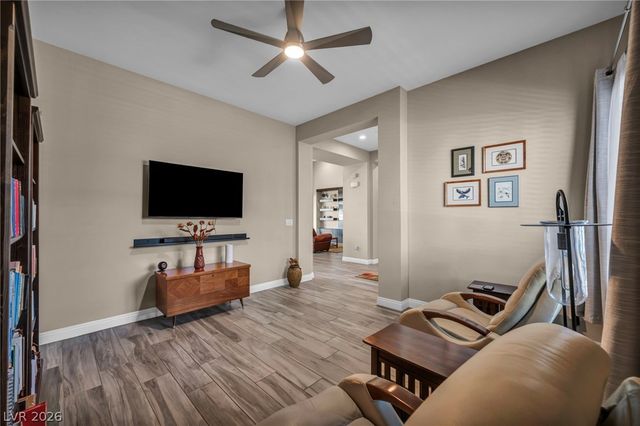 6706 DESERT CRIMSON Street, Las Vegas, NV 89148