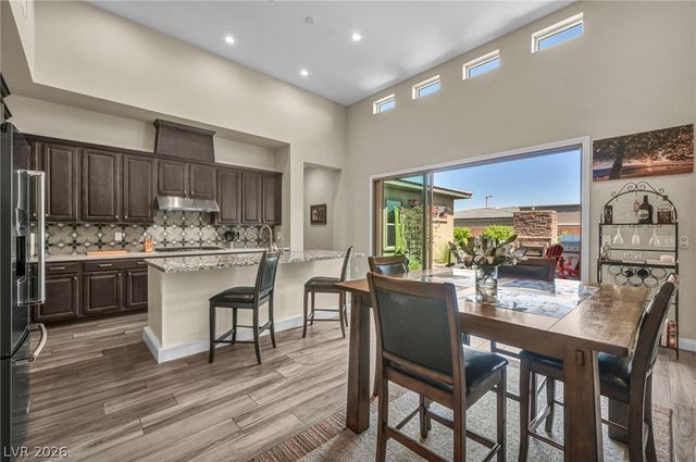 6706 DESERT CRIMSON Street, Las Vegas, NV 89148