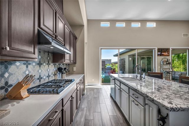 6706 DESERT CRIMSON Street, Las Vegas, NV 89148