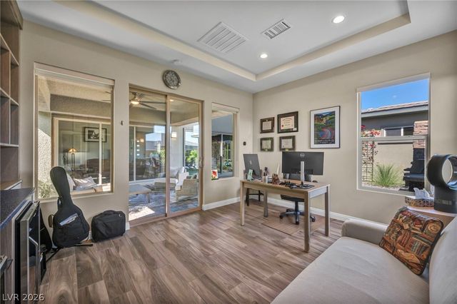 6706 DESERT CRIMSON Street, Las Vegas, NV 89148