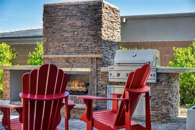 6706 DESERT CRIMSON Street, Las Vegas, NV 89148