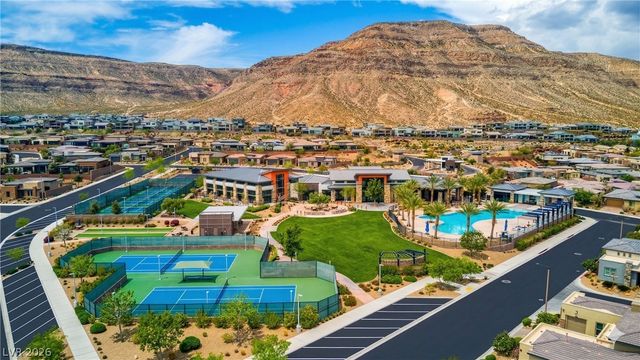 6706 DESERT CRIMSON Street, Las Vegas, NV 89148