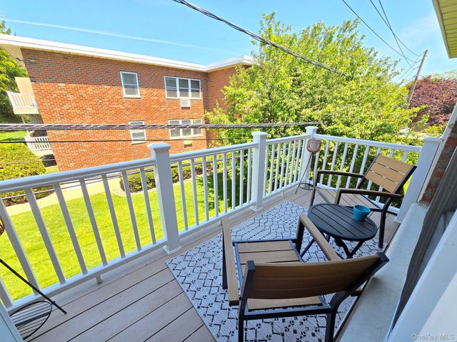 174 Farber 174, West Babylon, NY 11704