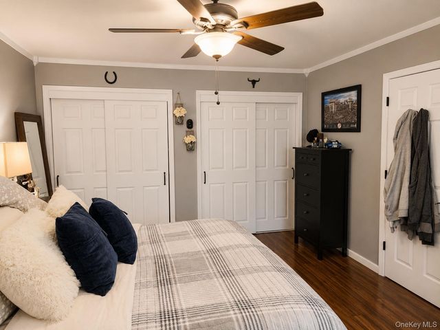 174 Farber 174, West Babylon, NY 11704