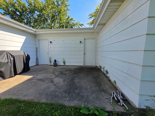 1263 MEADOW LANE, Neenah, WI 54956