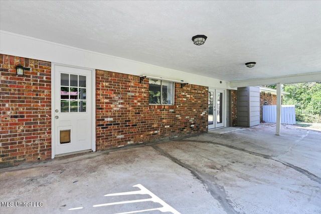 1203 Rockingham Drive, Clinton, MS 39056