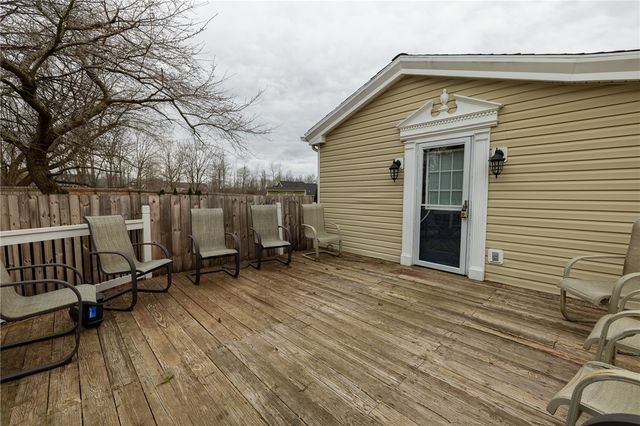 697 North Greece Road, Greece, NY 14626