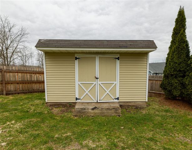 697 North Greece Road, Greece, NY 14626