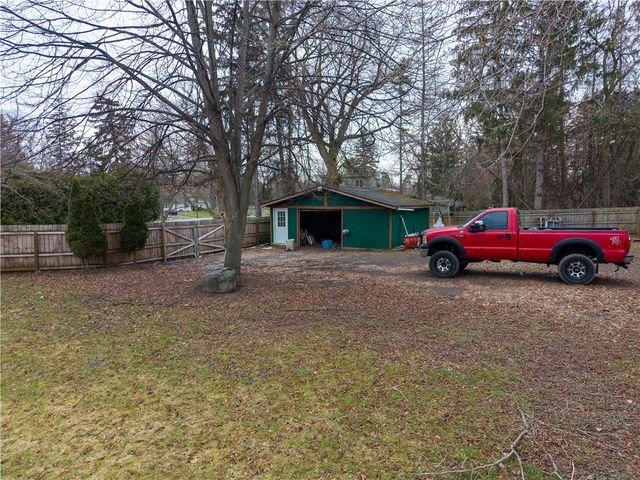 697 North Greece Road, Greece, NY 14626