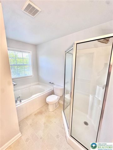 309 Maple Court, Alburtis Boro, PA 18011