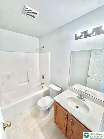 309 Maple Court, Alburtis Boro, PA 18011