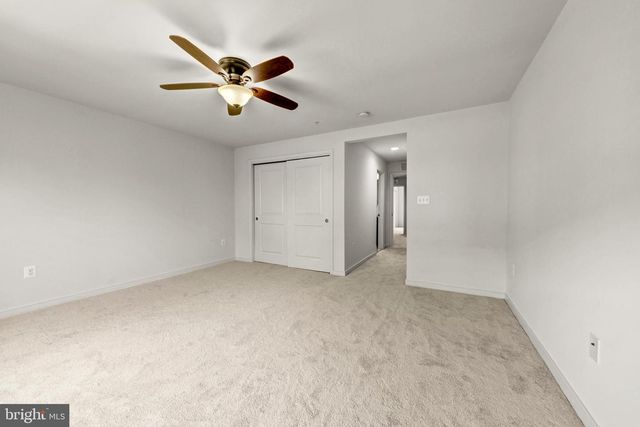 44100 VAIRA TER, Chantilly, VA 20152