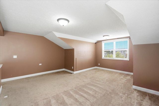 6061 Baumeister Drive, Hilliard, OH 43026