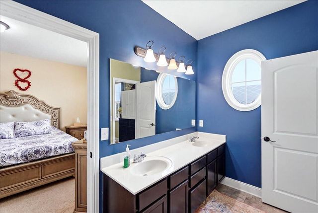6061 Baumeister Drive, Hilliard, OH 43026