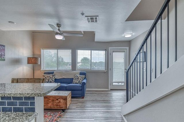 1230 SE 12th Street 1316, Norman, OK 73071