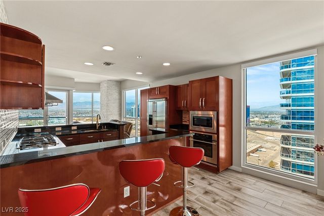 4525 Dean Martin Drive 2800, Las Vegas, NV 89103