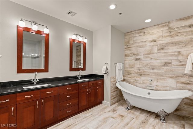 4525 Dean Martin Drive 2800, Las Vegas, NV 89103