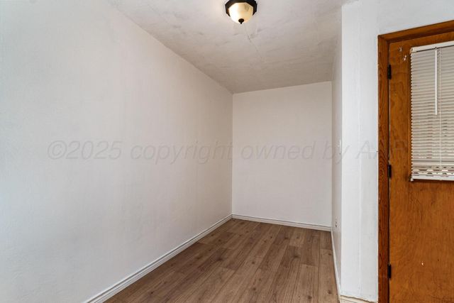 704 N Lowry Street, Pampa, TX 79065