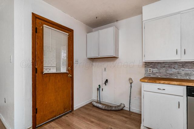 704 N Lowry Street, Pampa, TX 79065