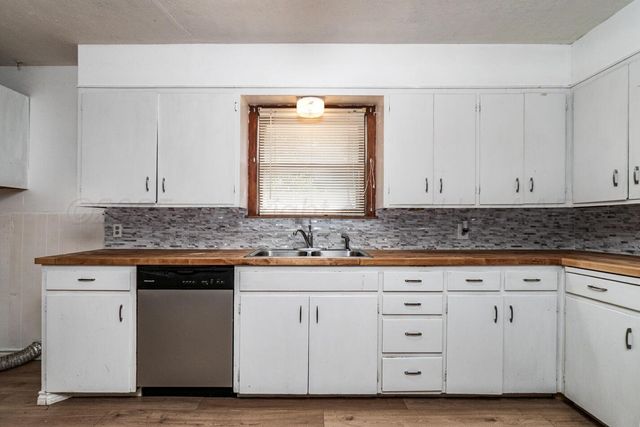 704 N Lowry Street, Pampa, TX 79065