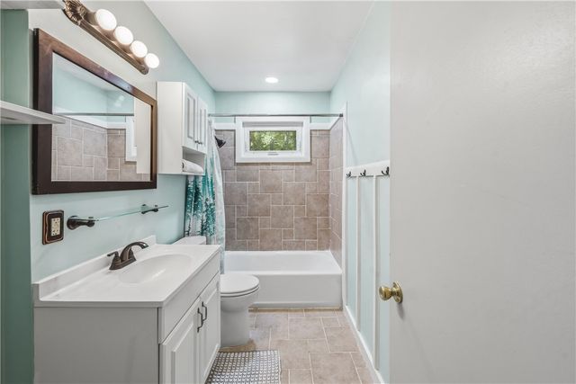 408 Sherwood Drive, Walhalla, SC 29691