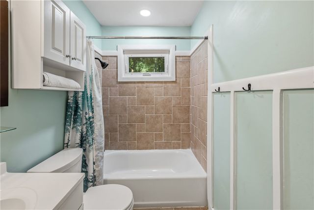 408 Sherwood Drive, Walhalla, SC 29691